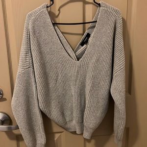 twist back grey sweater